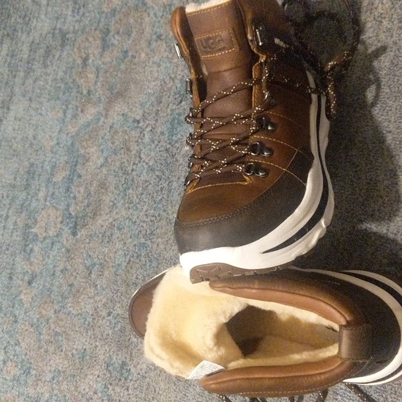 UGG + White Mountaineering Hiking/Winter Boots/shoes  NWOT - Picture 7 of 12